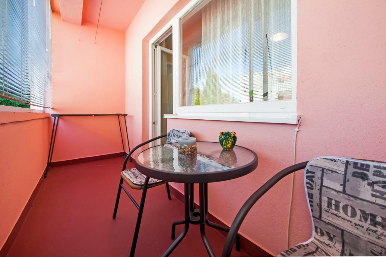 Apartman Oly Rovinj Exterior foto